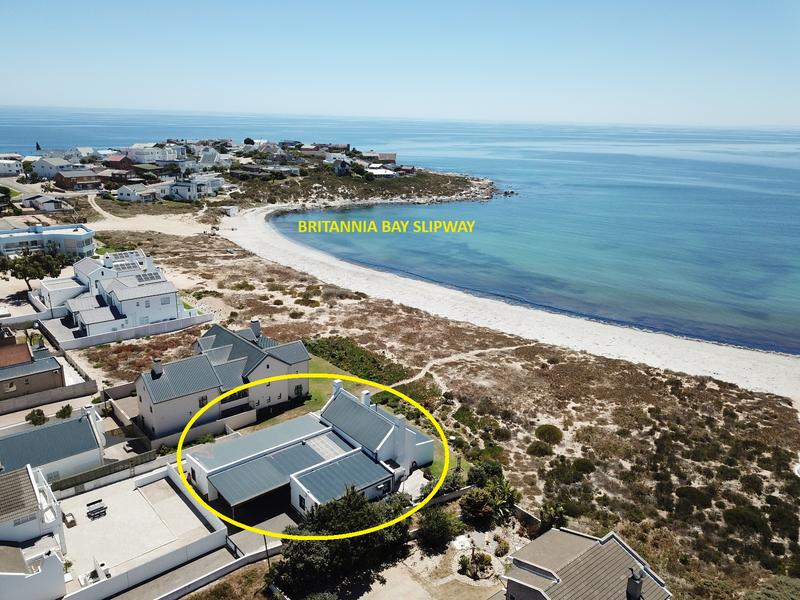 4 Bedroom Property for Sale in Britannia Bay Western Cape